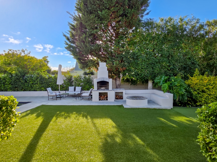 3 Bedroom Property for Sale in Constantia Western Cape